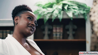 Transgender princess assistant pounding her female manager