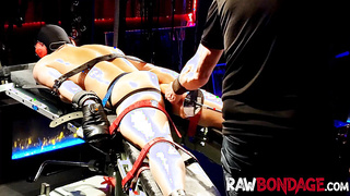 Fuck hole pumped servant broken in dungeon space of sensation