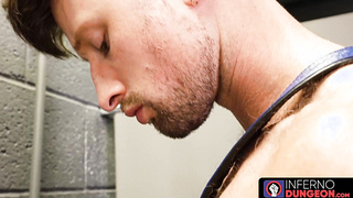 InfernoDungeon.com - Nate Grimes' powerful handballing and culo-romping in the shower