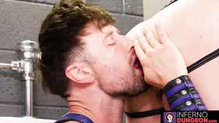 InfernoDungeon.com - Nate Grimes' powerful handballing and culo-romping in the shower