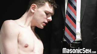 Jaw-dropping lad Ethan Tate screams in sans a condom fucky-fucky with Cain Marko