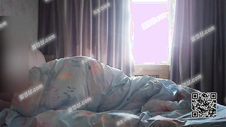 5915 성욕 넘치는 커플 집에서 싸고 박고 싸고 박고 trio연속 섹스 three Korea 텔레 UUB892