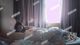 5921 성욕 넘치는 커플 집에서 싸고 박고 싸고 박고 trio연속 섹스 four Korea 텔레 UUB892