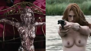 Superheroines in act