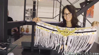 Behind the scenes of the outdoor hump of TRANSSEXUAL Emma Rose and Maddy May