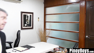 PinoyBoys.com - Devious lawyer fuckin' his nasty customers at work hours privately