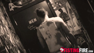 Skater goth Rogue Status pummeled luvs to be wettened with super hot fluid