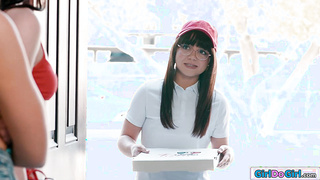 My gay-for-pay nubile girlfriend never tongued a twat