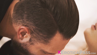 Subordinated Evelyn Claire cant take it anymore as he paramour predominates and delectations her