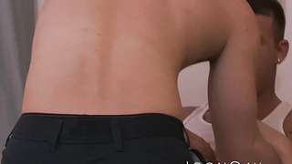 Super-cute Brandon Wilde supplies a adorable butt porking to my narrow bootie