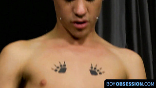 BoyObsession.com - Sex-positive latino Joey Tiger playing and getting off solo