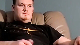 JoeSchmoeXXX.com - Twinkie sluts Chez and Blaze deep-throat each other off frantically