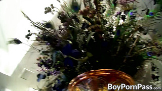 Youngster packs his asshole with a yam-sized plaything and masturbates his cumbot