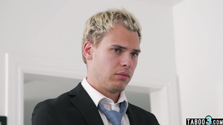 Desperate crimson she-male looking for solace