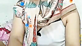 Tante Hijab Main Sama Ponakan