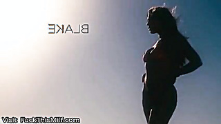 Bootylicious platinum-blonde model blake entices camera guy