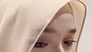 Ukhti Malay Cantik Banget Sepong Kontol Pacarnya