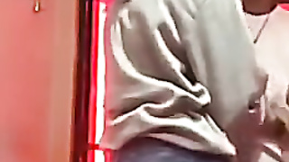 Si Adik Udah Tau Ngewe