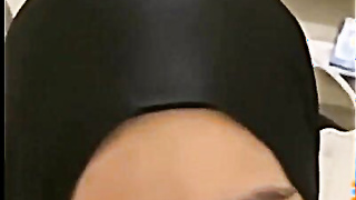 Hijab Malay Sepong Kontol Guru Ditangga Sekolah