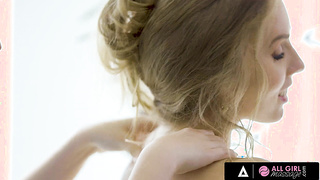 G/G RUBDOWN - Super-fucking-hot Three-way During Proprietor Inspection With Her Masseur And Her Fresh Trainee - Violet Myers