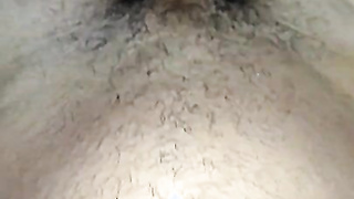 com tesão na madrugada masturbando seu pau grande e grosso peludo e gozando muito (Donna N, Leah Gotti, Stacy Cruz, Sunny Leone)