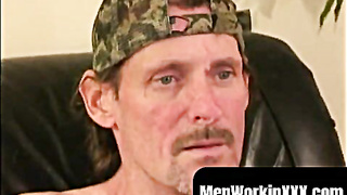 MenWorkinXXX.com - Aged amateur stud passionately strokes and jizzes