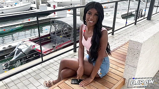 Ashley Makes It Effortless - Ashley Aleigh