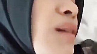 Mahasiswi Ukhti Dipaksa Pacar Ngentot Dihotel