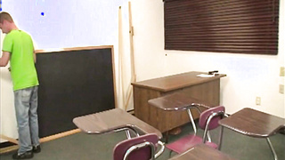 Cheerleader Hand job Competition