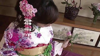 GROUP AV - Wild Asian Amateur Rei Mizuna Elations Viewers With Her Provocative Showmanship