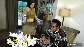 The Bore Has A BIG BLACK COCK For Cashmere - Jerk Blaque