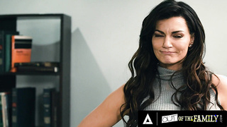 OUT OF THE FAMILY - Super-steamy G/g Threeway With Chief Katie Morgan And Daughter Emma Hix