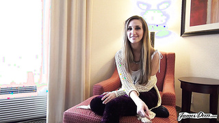 Mystica Jade Texting While Pummeling - James Deen