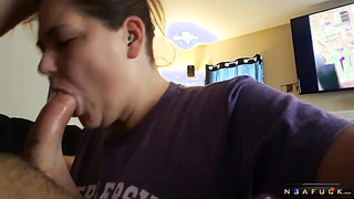 Steaming Cougar sucking deep for a pop-shot on her face