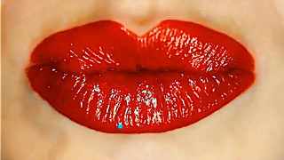 Latina Miss Raquel Banging In The Floor With Her Chocolate-colored Eyes - Juliana Grandi