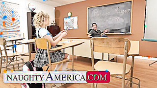 Coco Lovelock Senses Kinky And Smashes Her Lecturer In Detention