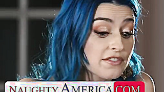 Kenna James And Jewelz Blu Give The Waiter A Super-steamy 3 way In An Empty Restaurant