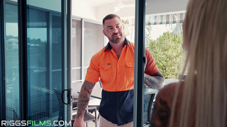 Muscle Barbie Gets Smashed In The Backside