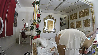 Lantaland - Doing Some Opening up On The Sofa