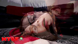 MY GIRLFRIEND - Jessae Rosae Isn't Afraid To Display Her Arse In Public Before She Heads Home To Get Pulverized By Sean Lawless