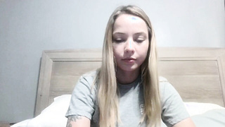 babyfayced bree fake penis jizz flash (Niki Vixen)