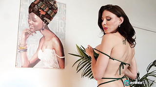 Agatha Saucy: Jerk Off Command From A 42 Yr Elder Mature Bombshell