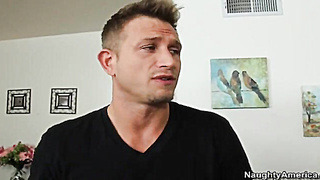 Bonnie Rotten Humping In The Living Bedroom With Her Dark-skinned Eyes