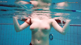 Underwater mermaid Vesta insatiable teenager