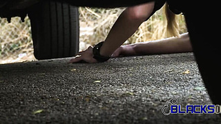 Hunting black shafts around the rubber hood