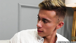 Justin make his way to Carter to feast