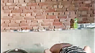 Indian Mummy affair with awara Dude