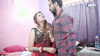 Wondrous Indian Chick Has Tough Romp With Spouse