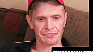 Aged amateur luvs tugging his weenie on the bed