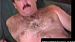 Fugly aged guy works his bearhood toughly
